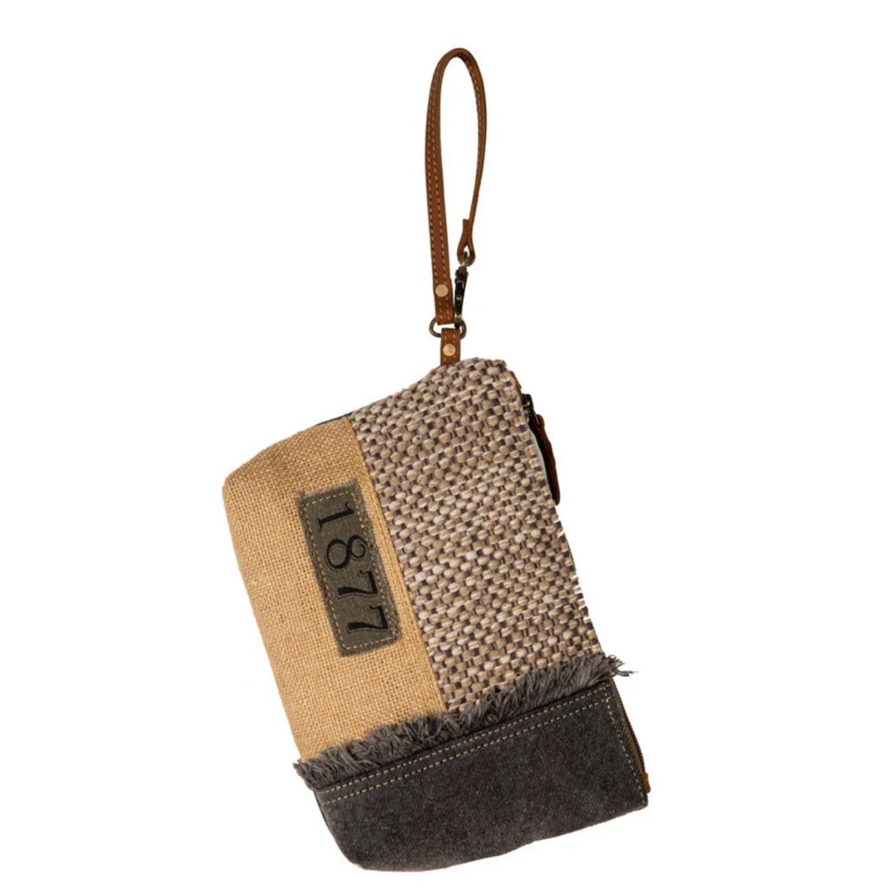 Myra canvas rug leather pouch wristlet/ makeupbag/cellphone NWT